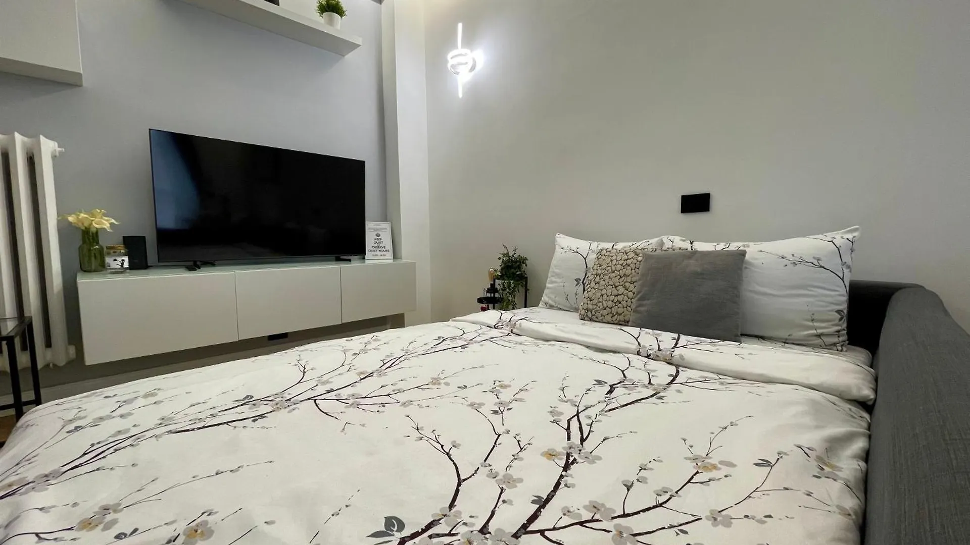 Luxury Downtown - Milan Mf Apartments Italy